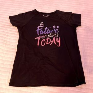Girl’s UnderArmour Shirt
